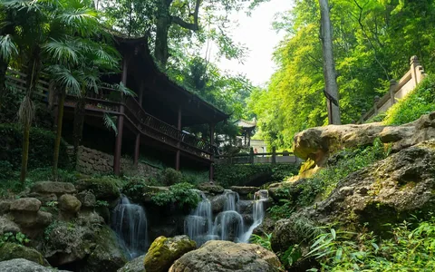 青城山